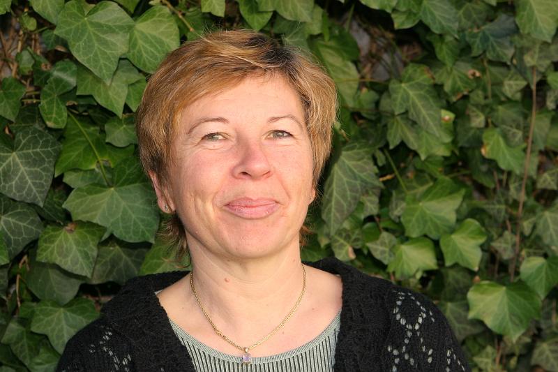 ListeRTeulade001-11.jpg - Isabelle Salle,
professeur d'anglais au collège.