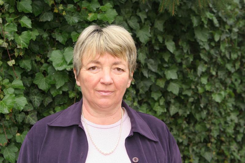 ListeRTeulade001-22.jpg - Lucienne Faurie, Retraitée, présidente d'une association départementale, conseillère sortante.